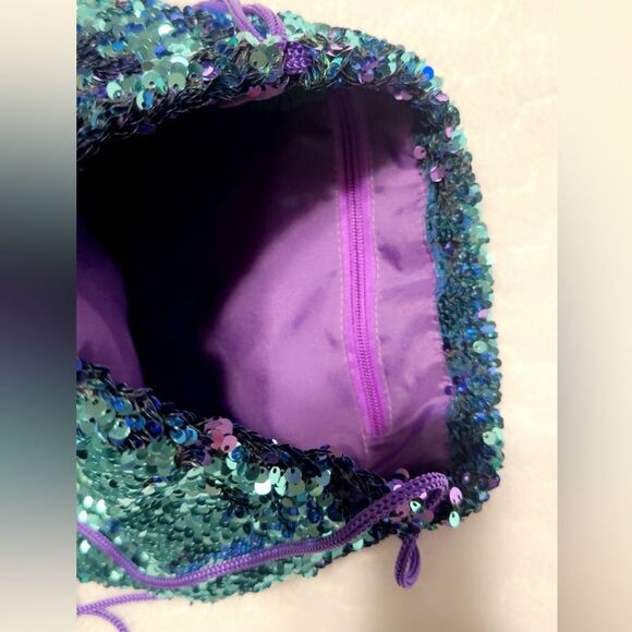 Mermaid Sequin Drawstring Bag & Crossbody Bag - Picture 7 of 9